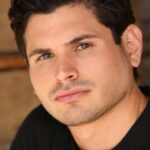 เจ.อาร์. บียาร์เรอัล (J.R. Villarreal)