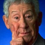 แจ็ก กิลฟอร์ด (Jack Gilford)