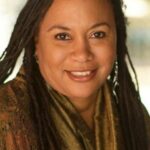 แจ็กกี้ เวลช์ (Jackie Welch)