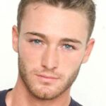 เจค แมคลาฟลิน (Jake McLaughlin)