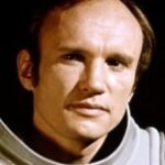 เจมส์ โอลสัน (James Olson)