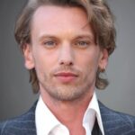 เจมี่ แคมป์เบล บาวเวอร์ (Jamie Campbell Bower)