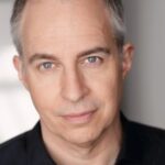 เจย์ คาร์เนส (Jay Karnes)