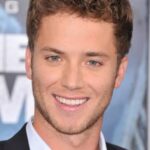 เจเรมี่ ซัมป์เตอร์ (Jeremy Sumpter)