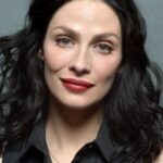 โจแอนน์ เคลลี่ (Joanne Kelly)