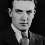 จอห์น ลองเดน (John Longden)