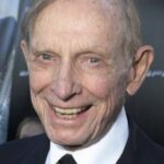 จอห์น แพ็กซ์ตัน (John Paxton)