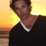 โจนาธาน เบเกอร์ (Jonathan Baker)