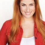 จูเลีย เซียร์ลีย์ (Julia Cearley)