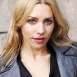 จูเลีย ดีทเซ (Julia Dietze)