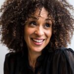 คาริน พาร์สันส์ (Karyn Parsons)