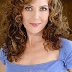 ลอร่า ซอลติส (Laura Soltis)