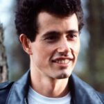 ลูอิส สมิธ (Lewis Smith)