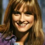 เลสลี่ ดีน (Lezlie Deane)