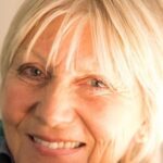 เลีย เบลดัม (Lia Beldam)