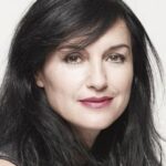 ลิซ่า คอลลินส์ (Lisa Collins)