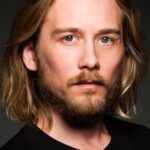 ลู เทย์เลอร์ ปุชชี (Lou Taylor Pucci)