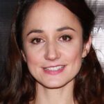 ลิเดีย ลีโอนาร์ด (Lydia Leonard)