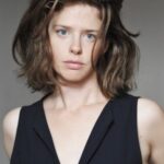 ไมเค่ นอยวิลล์ (Maaike Neuville)