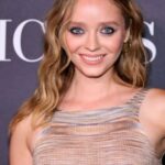 มาเดอลีน อาร์เธอร์ (Madeleine Arthur)