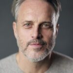 มาร์ค ฟรอสต์ (Mark Frost)