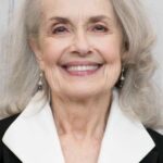 แมรี่ เบธ พีล (Mary Beth Peil)