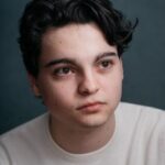 แม็กซ์ เบิร์กโฮลเดอร์ (Max Burkholder)