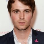 แม็กซ์ ดีคอน (Max Deacon)