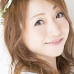 มายูมิ อิซึกะ (Mayumi Izuka)