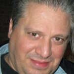 ไมเคิล นิโคโลซี (Michael Nicolosi)