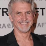 ไมเคิล สวอน (Michael Swan)