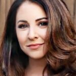 มิเชลล์ รัฟ (Michelle Ruff)