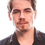 มอนโร แชมเบอร์ส (Munro Chambers)