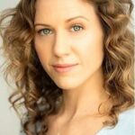 นาตาลี เบิร์ทนีย์ (Natalie Burtney)