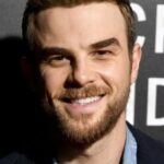 นาธาเนียล บูโซลิก (Nathaniel Buzolic)