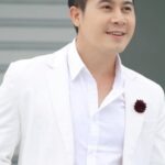 เนย โต้ (Nay Toe)