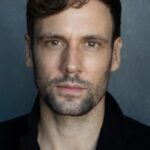 นิค บลัด (Nick Blood)