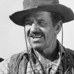 นิค เดนนิส (Nick Dennis)