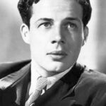 โอเว่น เดวิส จูเนียร์ (Owen Davis Jr.)