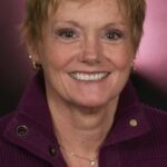 แพต เฮย์วู้ด (Pat Heywood)