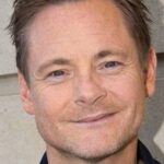 อุ้งเท้า เฮนริกเซ่น (Paw Henriksen)