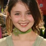 เป๊กกี้ บาร์เกอร์ (Peigi Barker)