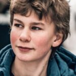 เปลเล่ ฟอล์ก ครูสเบค (Pelle Falk Krusbæk)