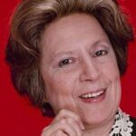 เพนนี แซนตัน (Penny Santon)