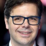 ฟิล จอห์นสัน (Phil Johnston)