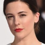 ฟีบี้ ฟ็อกซ์ (Phoebe Fox)