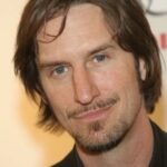 เรย์ แม็คคินนอน (Ray McKinnon)