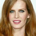 รีเบคก้า มาเดอร์ (Rebecca Mader)