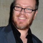 ริชชี่ ฮาร์เน็ตต์ (Ricci Harnett)