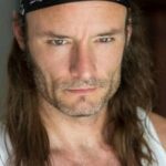 ร็อบ เมลโล (Rob Mello)